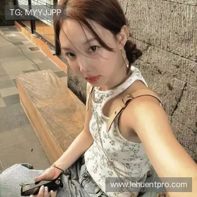 鲁羿嵩